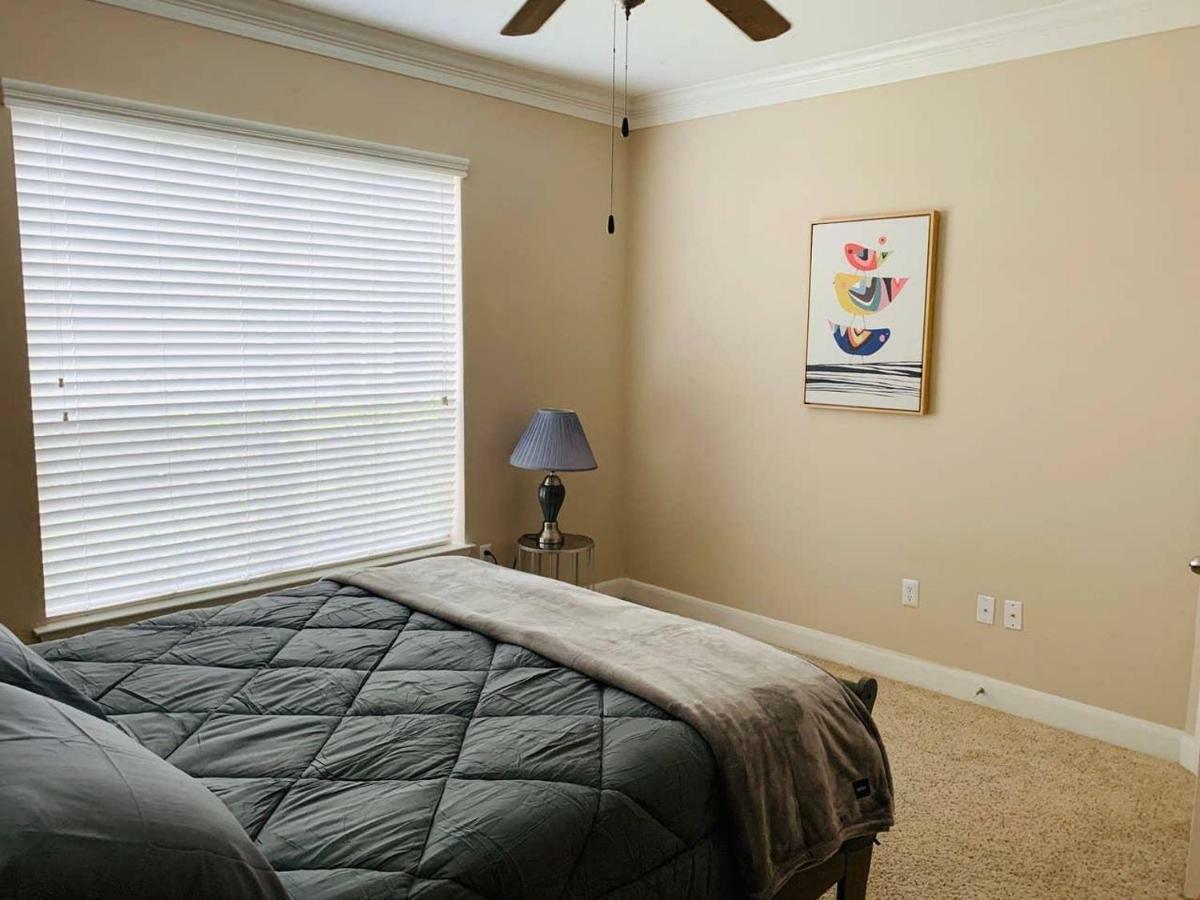Cozy Home Near Med Center, Nrg, Galleria & Dtown Houston Esterno foto