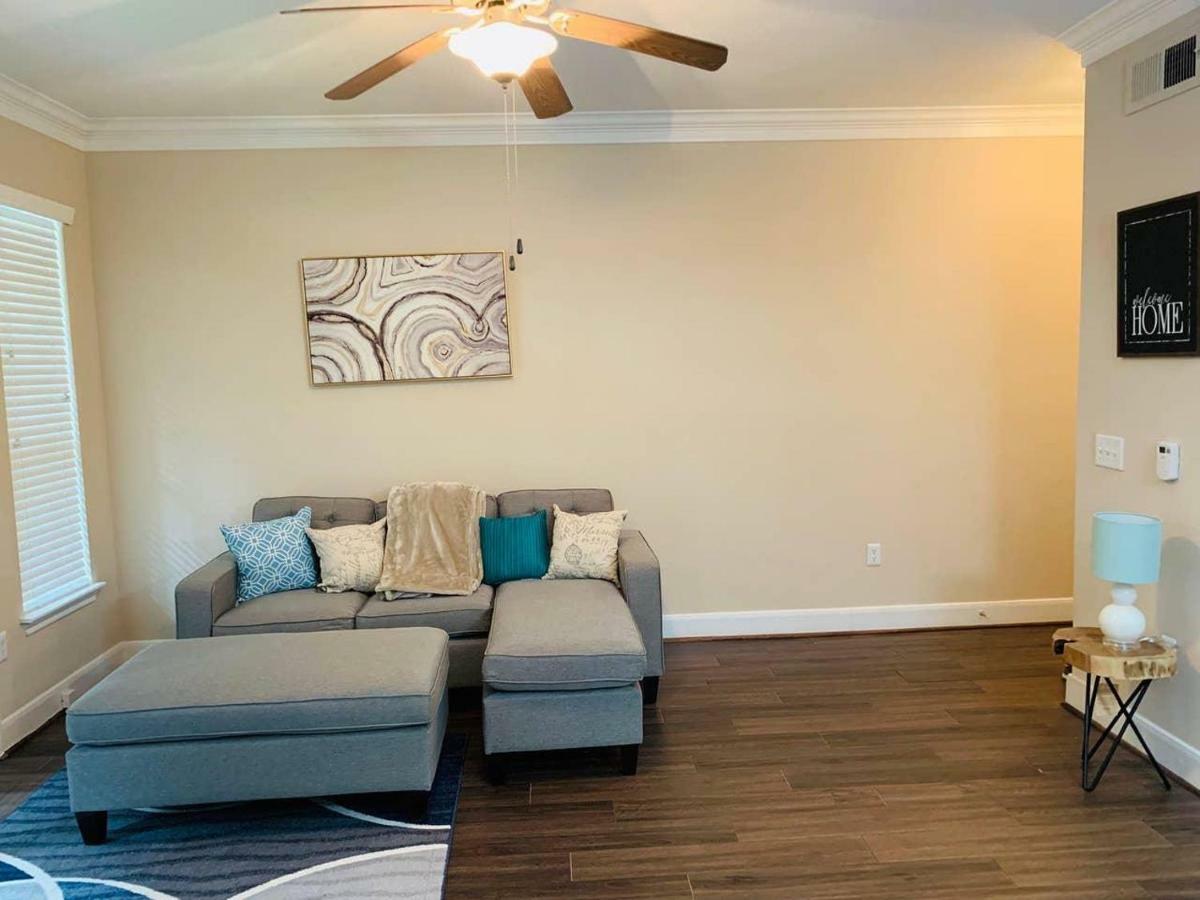 Cozy Home Near Med Center, Nrg, Galleria & Dtown Houston Esterno foto